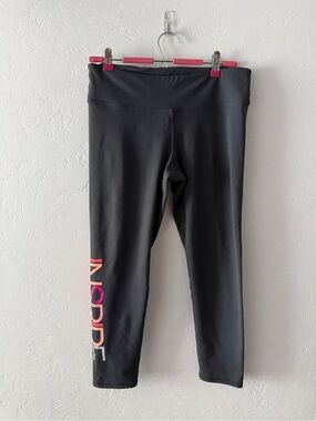 Grey GAP Leggings with Pink-Orange Gradient Side Print